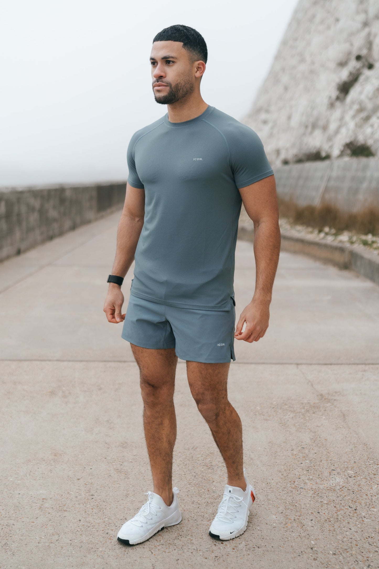 THE ICON ACTIVE T-SHIRT